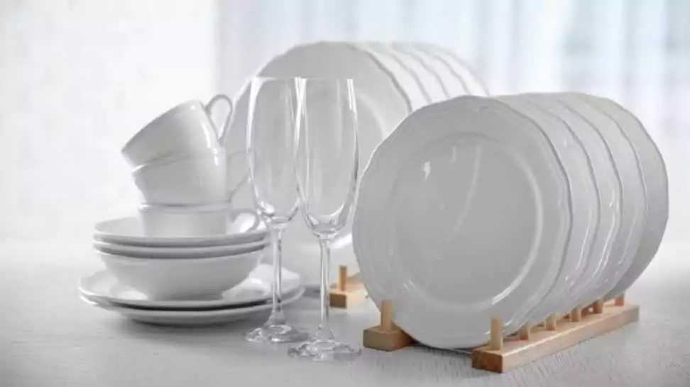 set of glass utensils for microwave